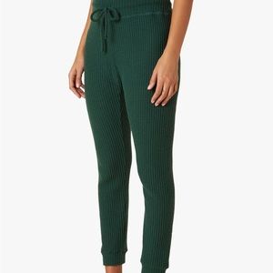 Beyond Yoga Living Easy Waffle Knit Sweatpants color forest green